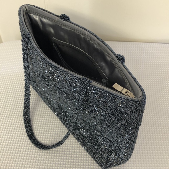 Silver Beaded Bag Braided Double Handle 3-D Floral Pattern Satin Lined 12”x8”x3” - Picture 5 of 17